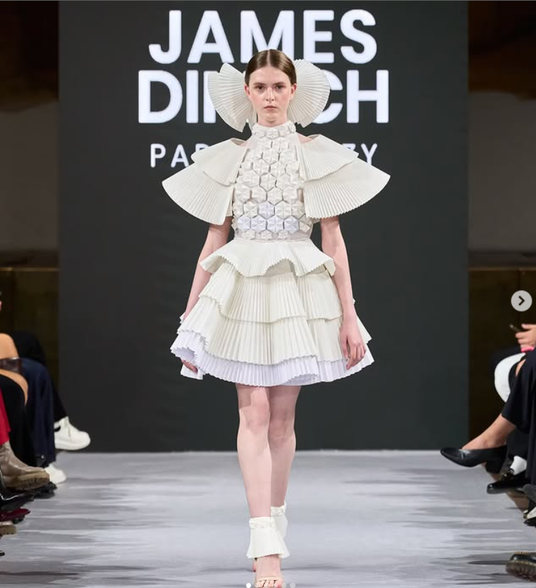 Runway - White pleated dress